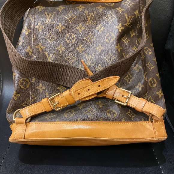 Louis Vuitton monograms Montsouris GM backpack main image 10